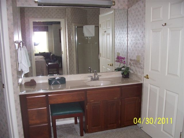 Loading Resort Image...